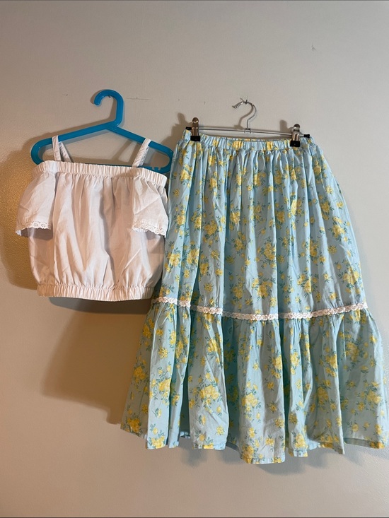 Haute Hippie Other - Haute Hippie Skirt Set Cotton Floral Lace M 7/8 Girls Outfit